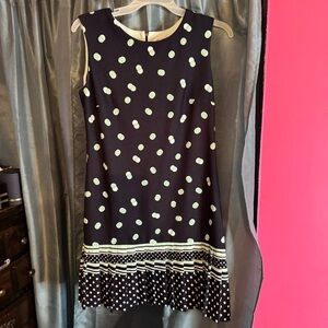 Sandra Darren Women’s Mint Green and Black Sheath Pleated Dress Size 12